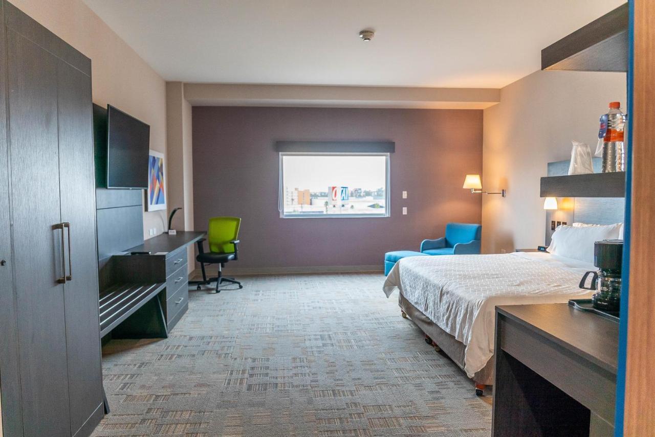 Holiday Inn Express & Suites - Tijuana Otay By Ihg Exterior photo