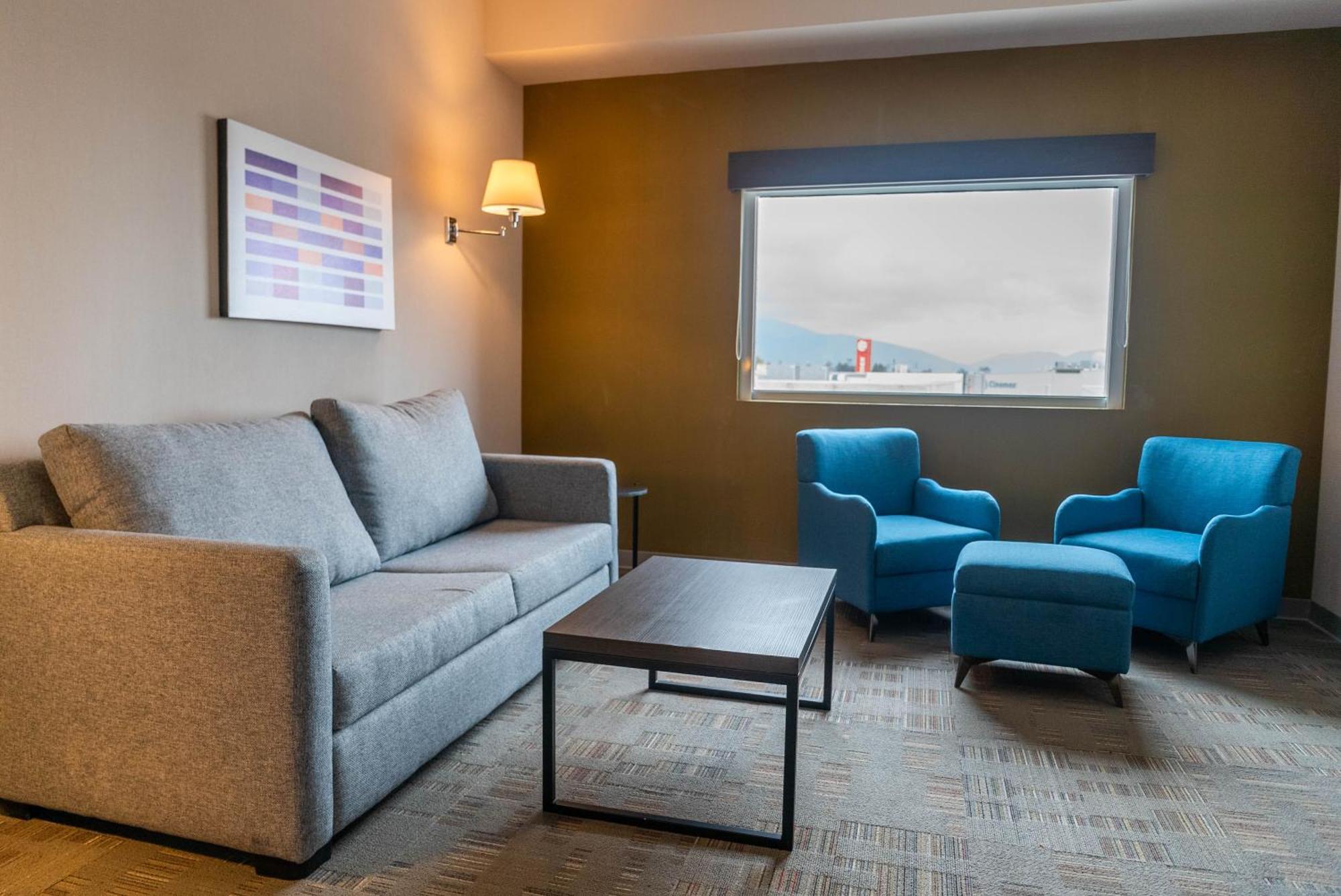 Holiday Inn Express & Suites - Tijuana Otay By Ihg Exterior photo